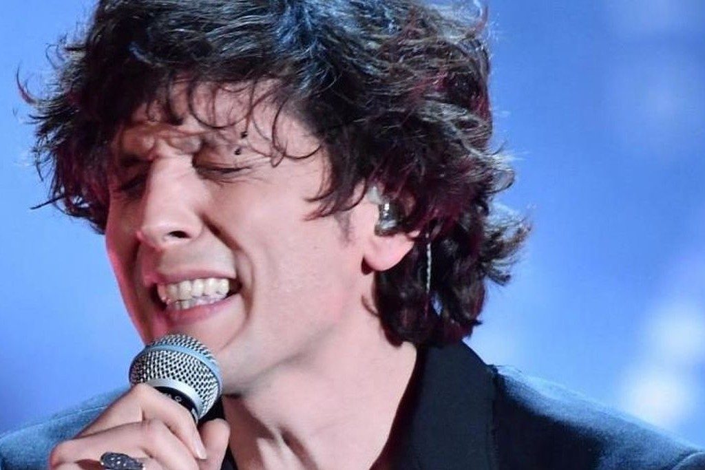 Come affrontare il concerto del tuo idolo in pochi deliranti passi